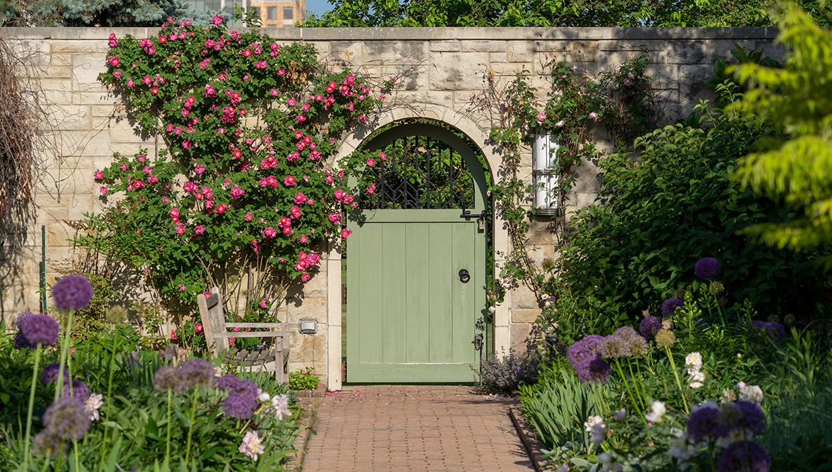 Ewing & Muriel Kauffman Memorial Gardens