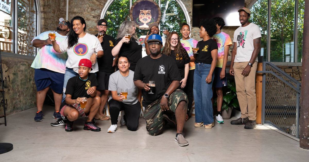 Group photo of people at Vine Street Brewing Company