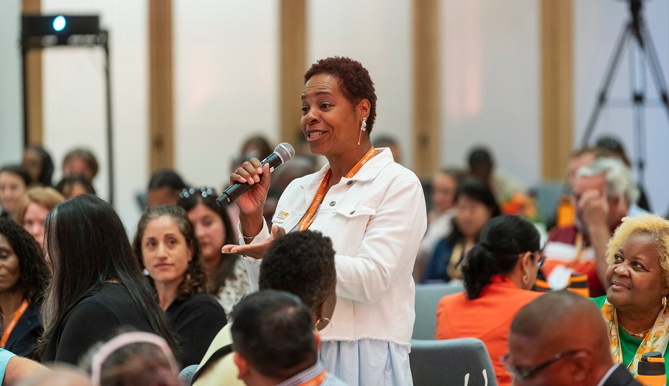 A speaker at the 2026 Kauffman FastTrac + 1 Million Cups Summit