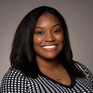 Dr. Simone Dumas